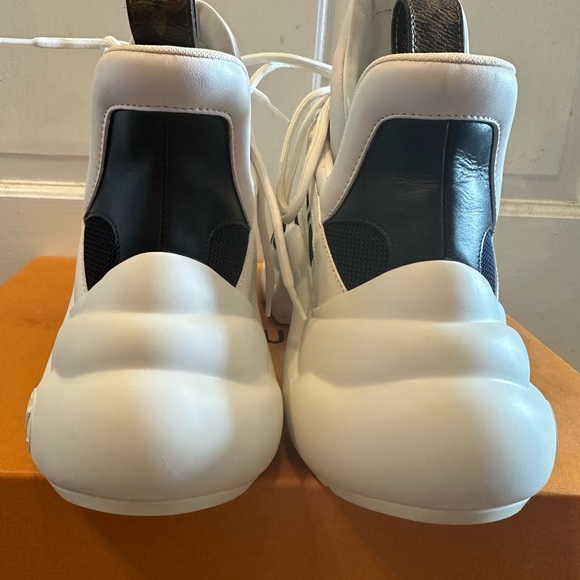 LV Archlight Sneakers - Picture 3 of 8